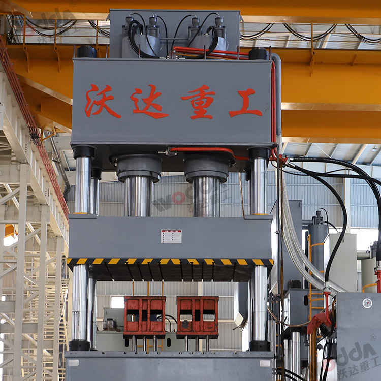 1000液壓機(jī)（立柱、油缸）